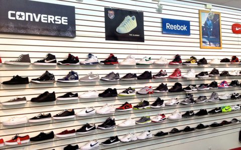 converse outlet phoenix